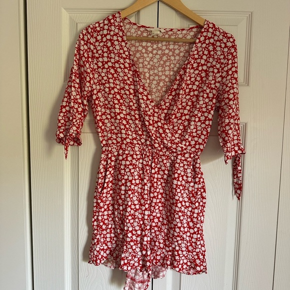 H&M Red Floral Romper - Picture 2 of 7